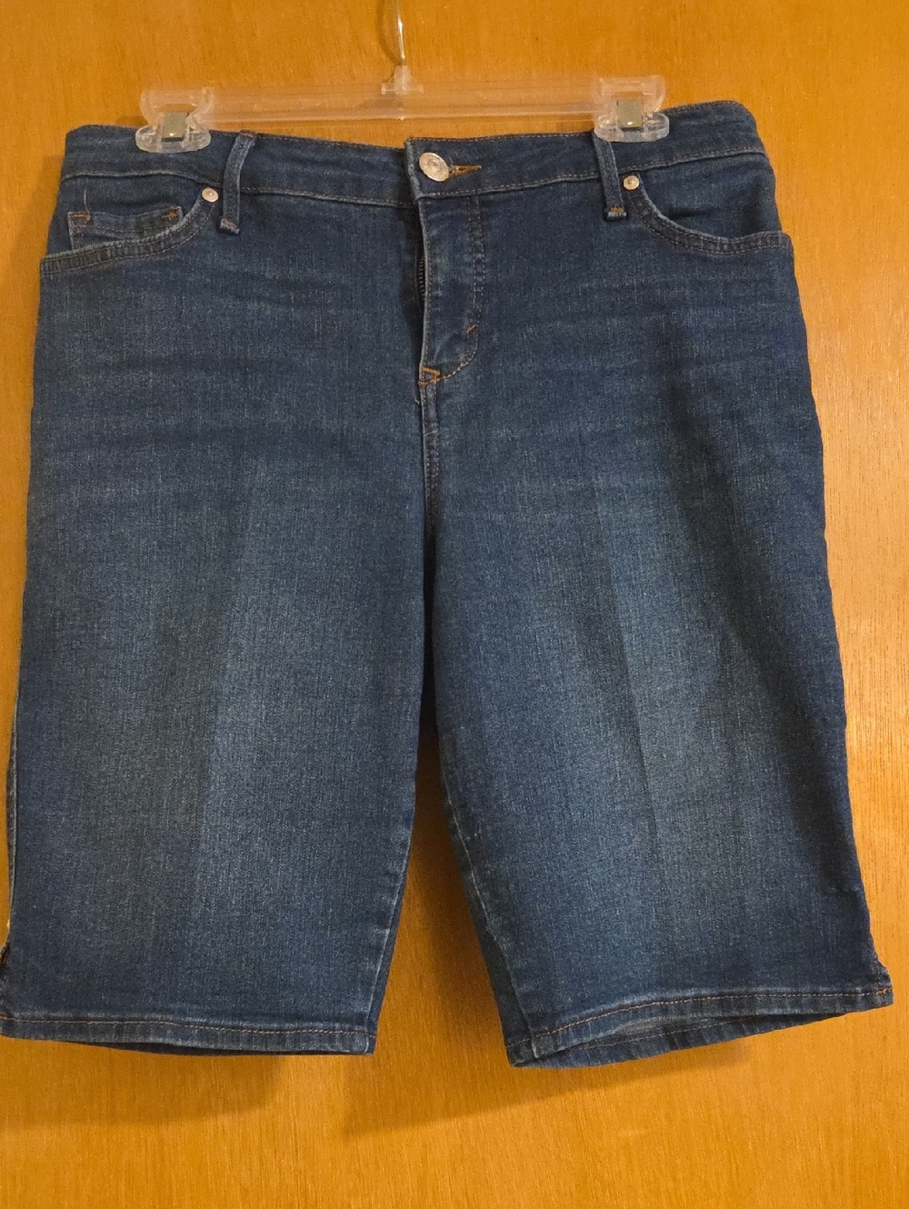 Gloria Vanderbilt Women Dark Blue Denim Shorts